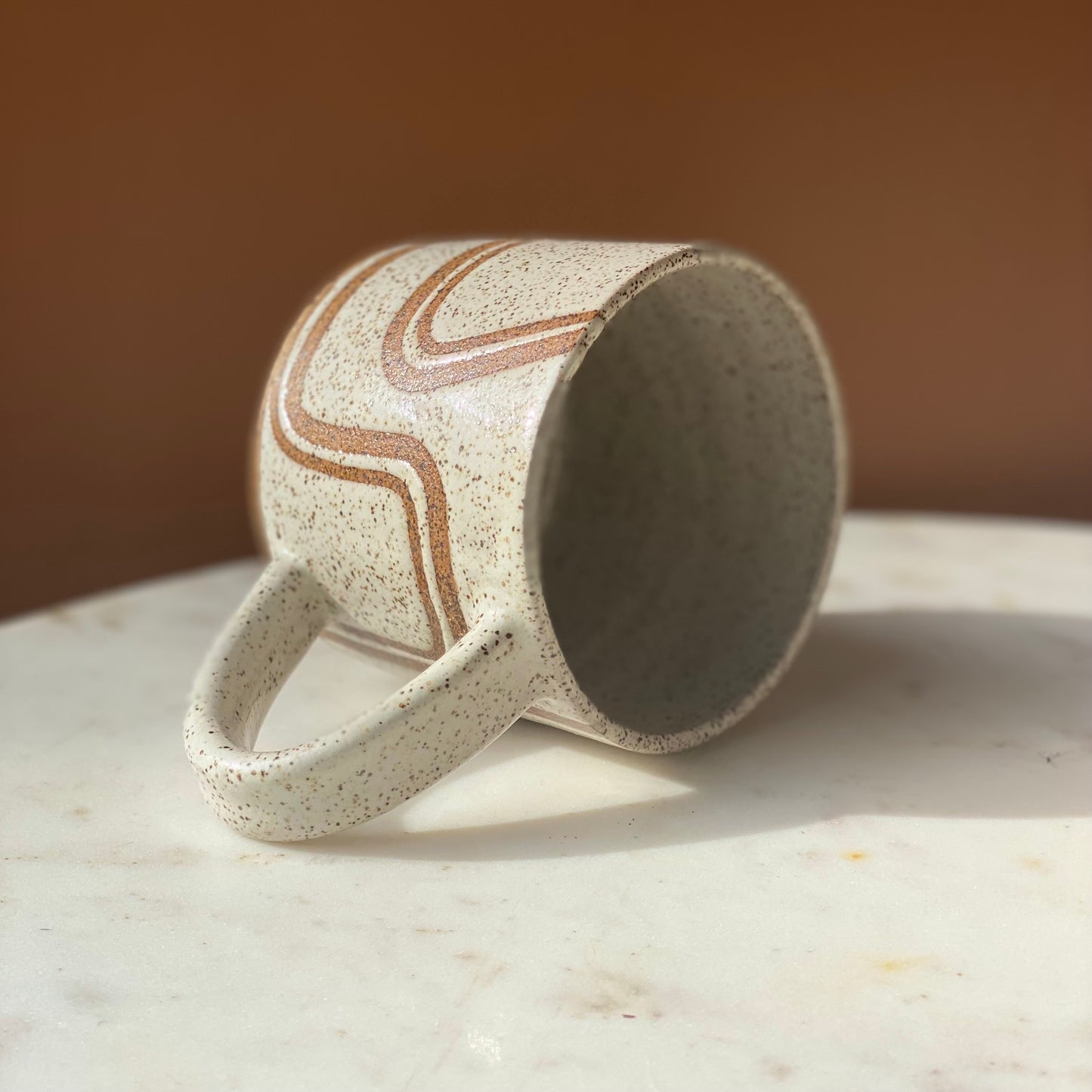 Waxy White Line Pattern Mug